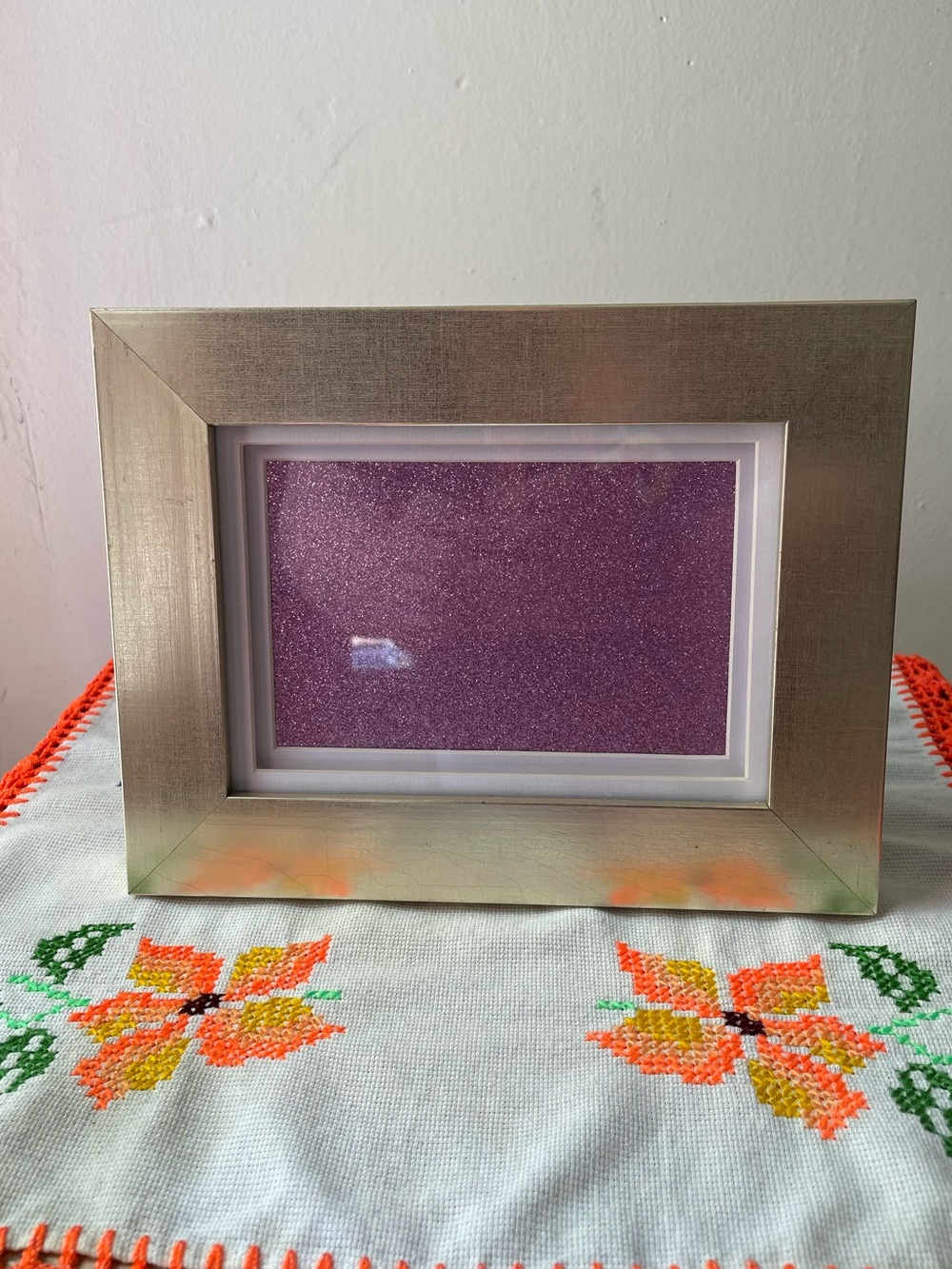 Champaign Gold Frame with White Double  Mat and Sparkly Pink Background 5x7